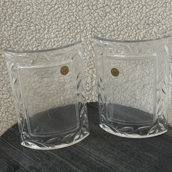 Set Of 2 Vintage Cristal D'Arque Picture Frame Lead Crystal Curved Leaf Pattern - Picture 1 of 7